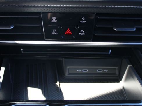 Certified 2025 Volkswagen Atlas Cross Sport SEL R-Line AWD/4WD image 18