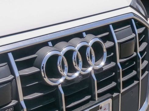 Used 2023 Audi Q7 2.0T Premium w/ Convenience Package AWD/4WD image 5