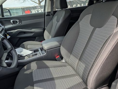 New 2026 Kia Sorento LX FWD image 21