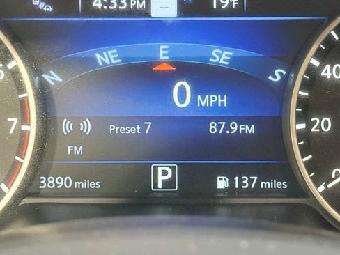 Used 2021 Nissan Murano Platinum w/ Cargo Package image 13