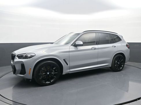 Used 2023 BMW X3 xDrive30i w/ M Sport Package image 4