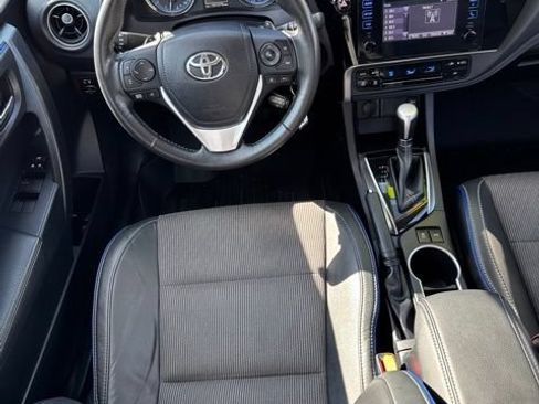Used 2017 Toyota Corolla SE w/ Carpet Mat Package (TMS) FWD image 30