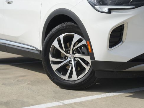 Used 2023 Buick Envision Essence image 2