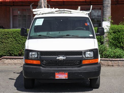 Used 2012 Chevrolet Express 2500 Work Van w/ Power Package image 3