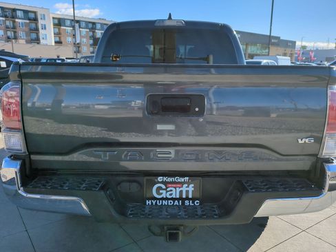 Used 2023 Toyota Tacoma TRD Off-Road image 5
