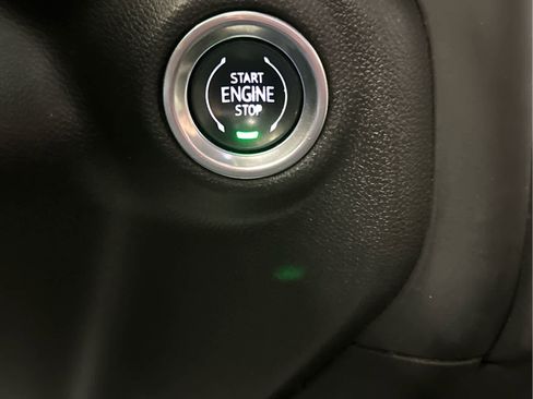 Used 2023 GMC Sierra 1500 Pro w/ Convenience Package image 40