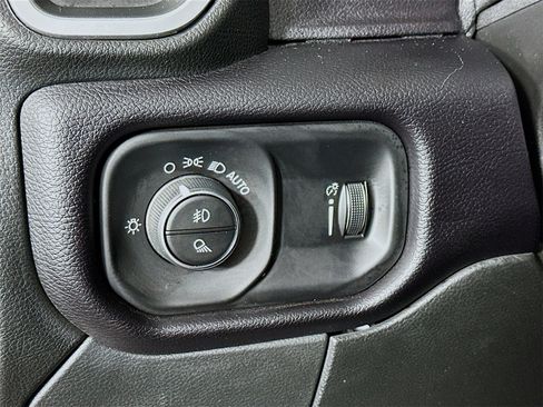 Used 2021 RAM 2500 Big Horn w/ Level 1 Equipment Group image 10