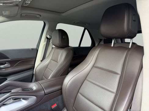 Used 2020 Mercedes-Benz GLE 350 4MATIC w/ AMG Line Exterior image 25