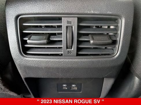 Certified 2023 Nissan Rogue SV AWD/4WD image 31