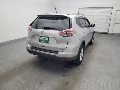 Used 2014 Nissan Rogue SV image 7