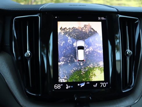 Used 2021 Volvo XC60 T5 Inscription w/ Protection Package Premier FWD image 21