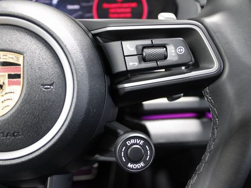 Certified 2025 Porsche Panamera 4 image 29