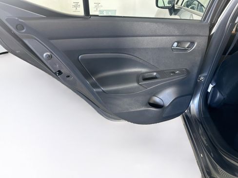 Used 2025 Nissan Versa SV FWD image 24