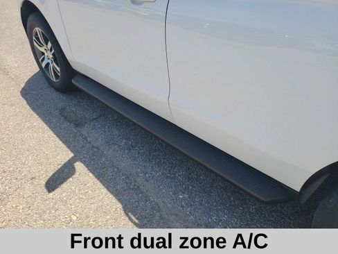 Used 2024 Ford Expedition Limited RWD image 6