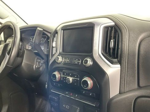 Used 2022 GMC Sierra 2500 SLE w/ SLE Value Package; image 15