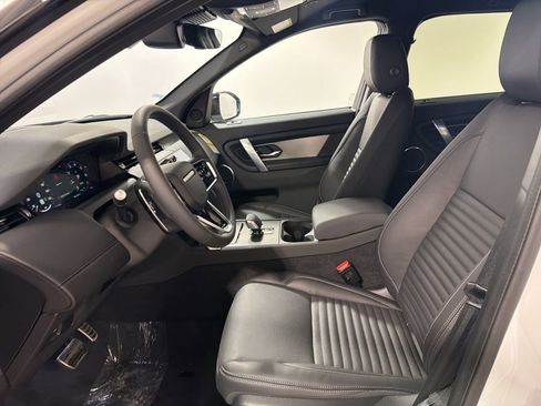 New 2026 Land Rover Discovery Sport Landmark image 11