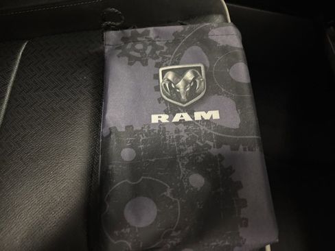 Used 2025 RAM 1500 Laramie image 42