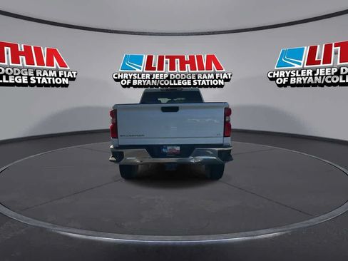 Used 2023 Chevrolet Silverado 2500 LT w/ Convenience Package AWD/4WD image 7