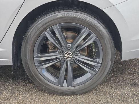 Used 2023 Volkswagen Jetta SE FWD image 30