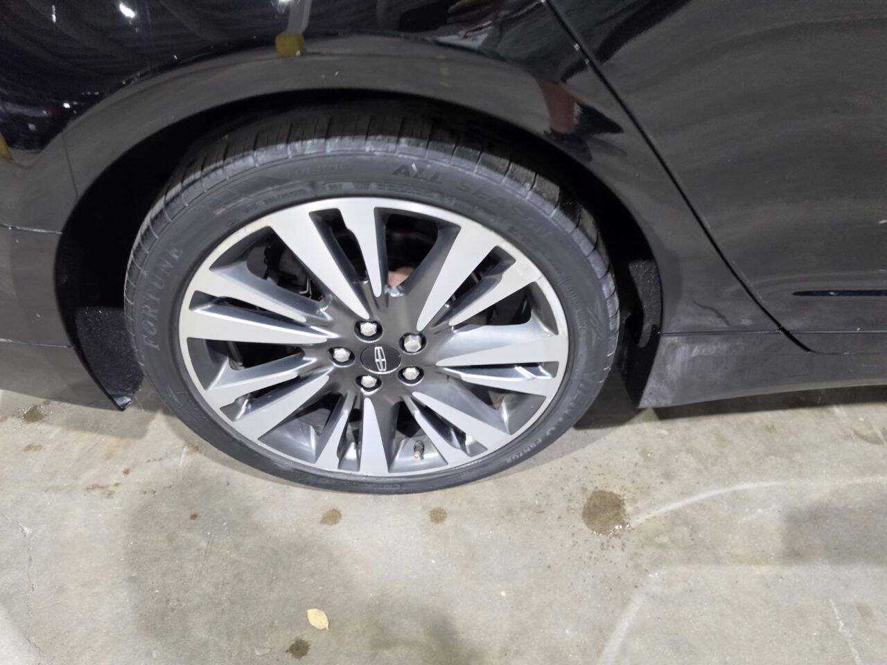 Used 2017 Lincoln MKZ Reserve w/ Climate Package FWD image 21