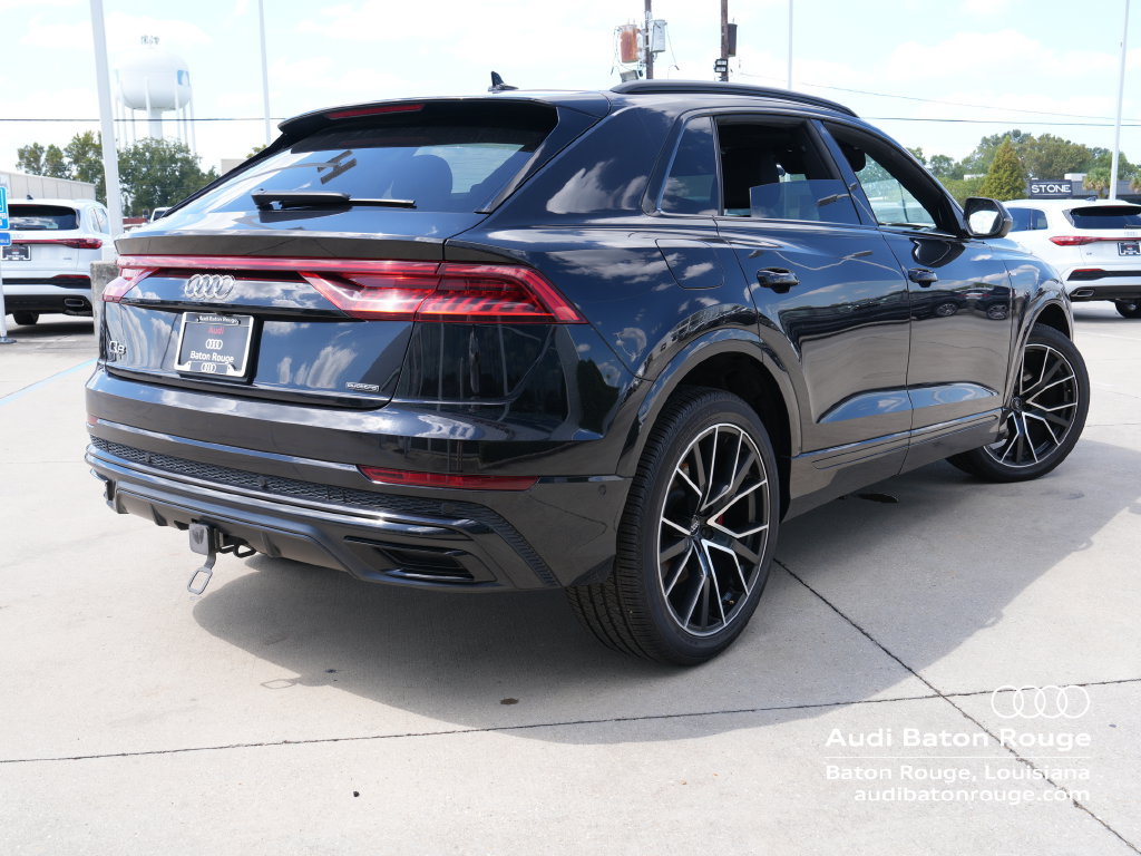 Used 2021 Audi Q8 Prestige w/ Prestige Package AWD/4WD image 5