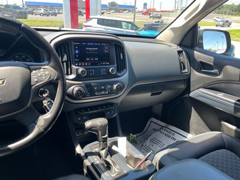 Used 2019 Chevrolet Colorado Z71 AWD/4WD image 30