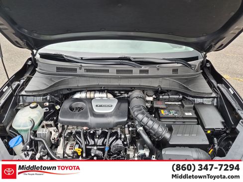 Used 2018 Hyundai Kona Limited AWD/4WD image 38