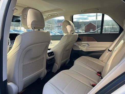 Used 2025 Mercedes-Benz GLE 350 4MATIC image 12