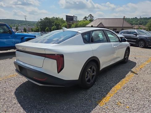 Used 2025 Kia K4 FWD image 4