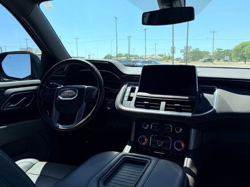 Used 2022 GMC Yukon SLT w/ SLT Premium Package AWD/4WD image 15