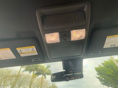 Used 2022 Nissan Frontier PRO-4X w/ Off-Road Protection Package image 12