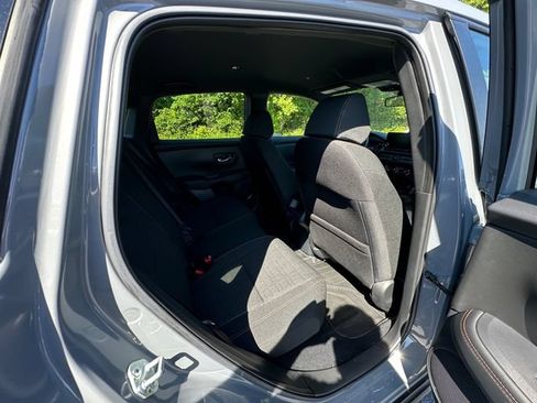 Used 2024 Honda HR-V Sport image 17