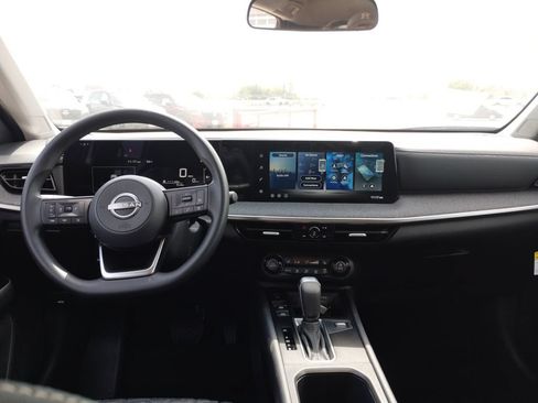 New 2026 Nissan Kicks SV w/ Cold Weather Package AWD/4WD image 19