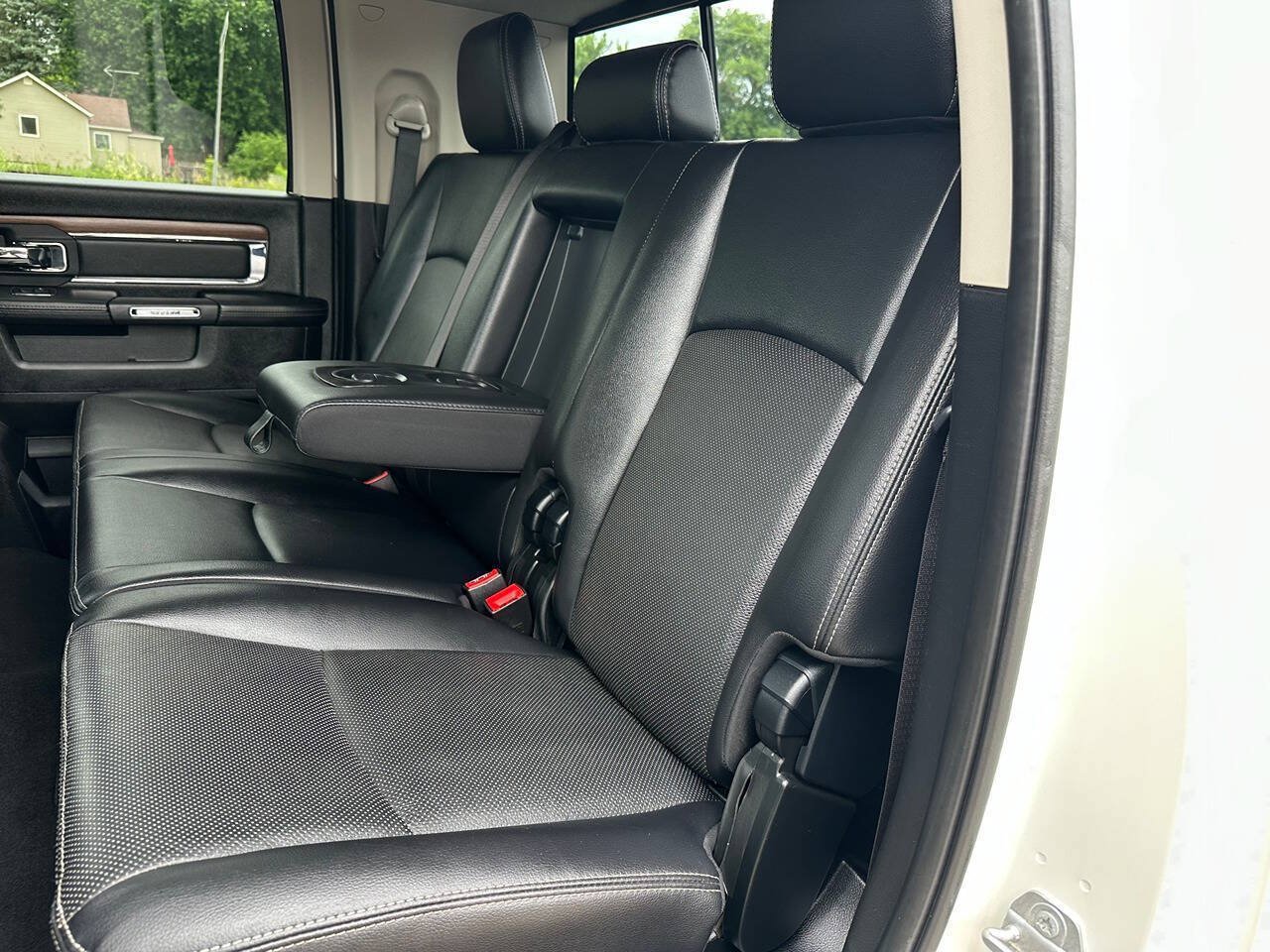 Used 2017 RAM 2500 Laramie w/ Sport Appearance Group AWD/4WD image 40
