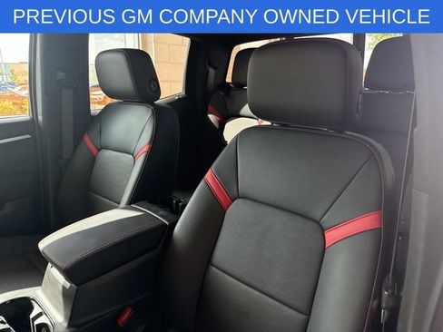 Used 2025 Chevrolet Colorado Z71 w/ Technology Package AWD/4WD image 48