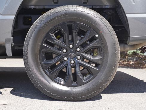 Certified 2025 Ford F150 Lariat AWD/4WD image 21