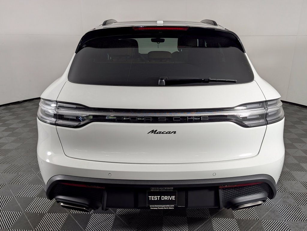 New 2026 Porsche Macan AWD/4WD image 6