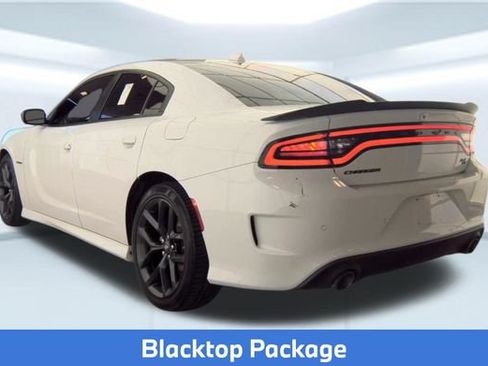 Used 2022 Dodge Charger R/T w/ Blacktop Package RWD image 3