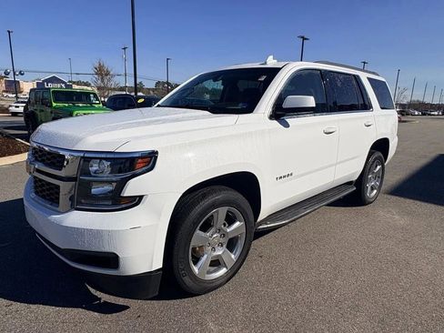 Used 2018 Chevrolet Tahoe LS RWD image 4