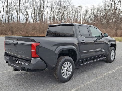 New 2026 Toyota Tacoma SR5 image 5