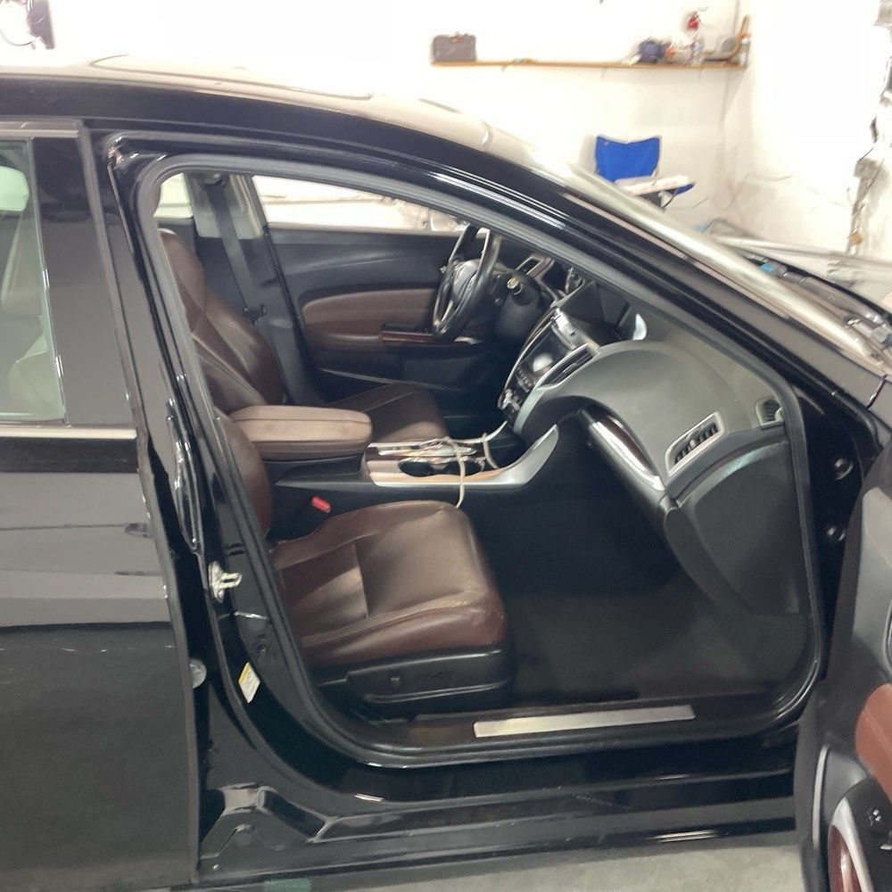 Used 2015 Acura TLX w/ Technology Package FWD image 6