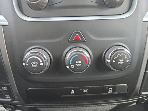Used 2024 RAM 1500 Classic Warlock AWD/4WD image 4
