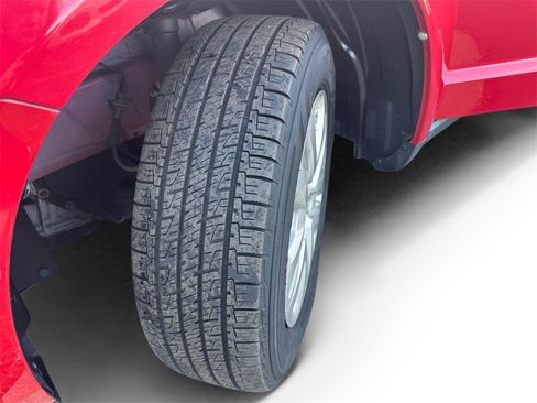 Used 2018 Dodge Journey SE image 9