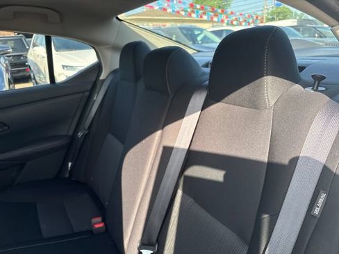 Used 2024 Nissan Sentra SV FWD image 20