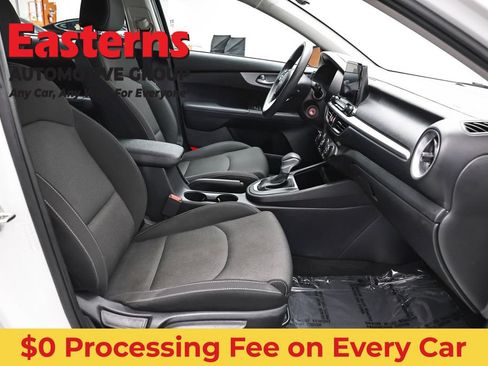 Used 2023 Kia Forte LXS FWD image 23