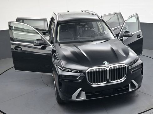Used 2026 BMW X7 xDrive40i AWD/4WD image 44
