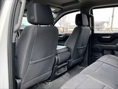 Used 2025 Chevrolet Silverado 1500 Custom image 30