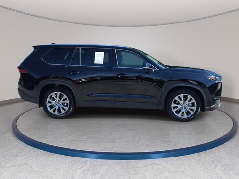 Used 2026 Toyota Grand Highlander AWD Hybrid image 4