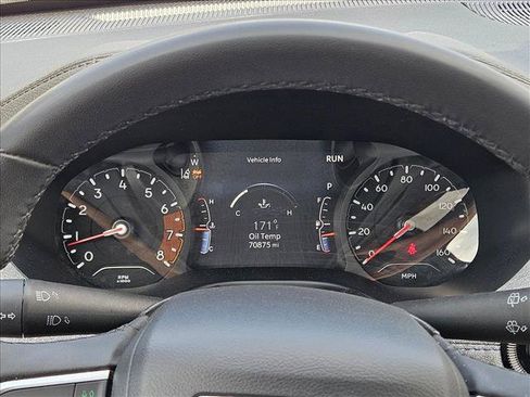 Used 2024 Jeep Compass Latitude AWD/4WD image 9