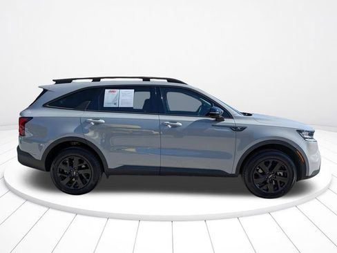 Used 2023 Kia Sorento S AWD/4WD image 3